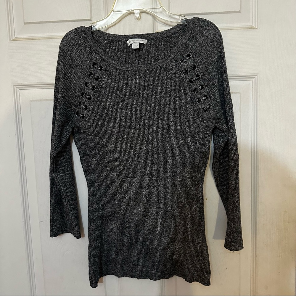 New York And Company Sweater Size M Medium
